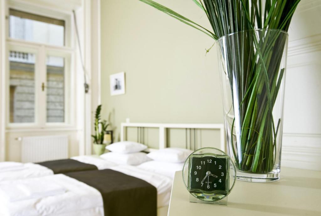 Budapest Rooms Bed And Breakfast Room photo